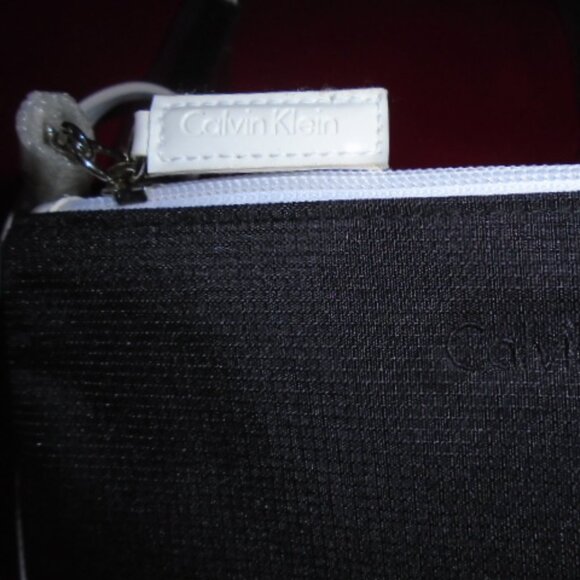 NEW - Calvin Klein Fabric Tote with Sport Sack - Picture 5 of 7